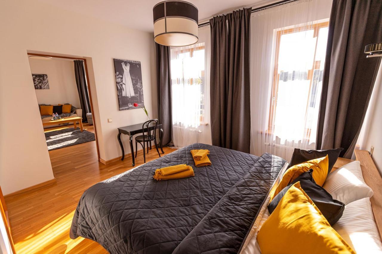 Priedes Maja Hotel อัยนาซี ภายนอก รูปภาพ